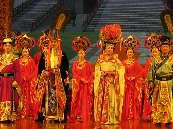 Yang Guifei and Emperor Xuanzong portrayed at a dinner show in Xian Yang Guifei and Xuanzong portrayed at a dinner show in Xian